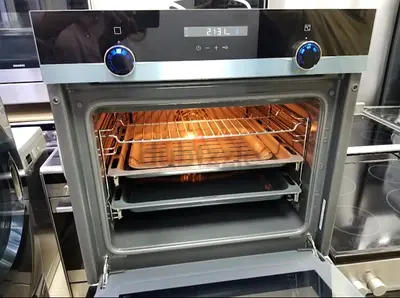 Siemens latest model iq500 electric oven built-in 60cm integrated model