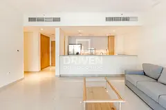 Bright Unit | Amazing Park View | Vacant Now
