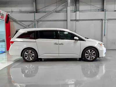 صورة 4 لـ 2015 Honda ODYSSEY