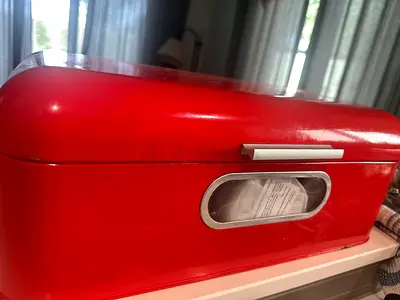 Red Metal Bread Box / Countertop Storage (Good Condition)