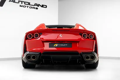 2021 Ferrari 812 GTS thumbnail 5