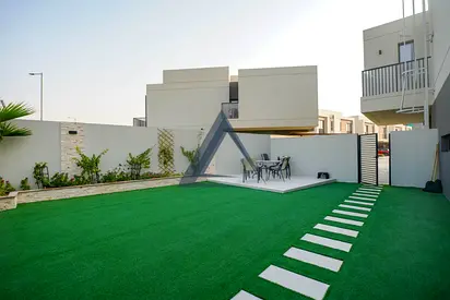 Premium Location | Vacant on Transfer | Buy Now