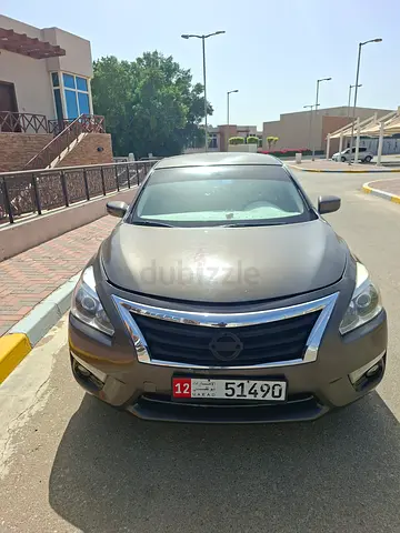 Nissan Altima S 2015 American Specs - Well Maintained