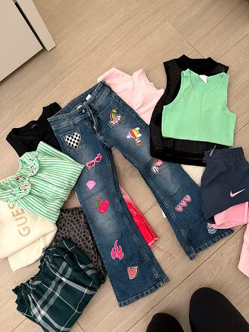 Bundle of 15 girls clothes size 6-7 YO all branded!