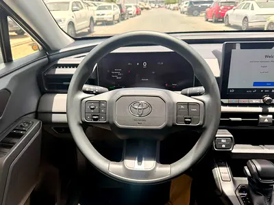 صورة 17 لـ 2026 Toyota RAV 4