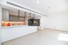 Lowest | Landscaped | Biege Interior