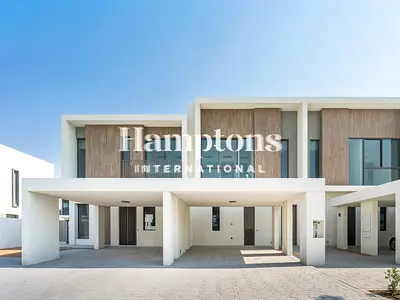 Brand New | Multiple Cheque | Garden View