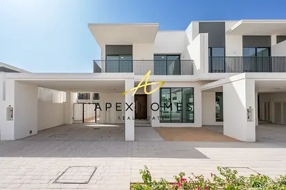 Single Row | Brand New | Close To Amenities