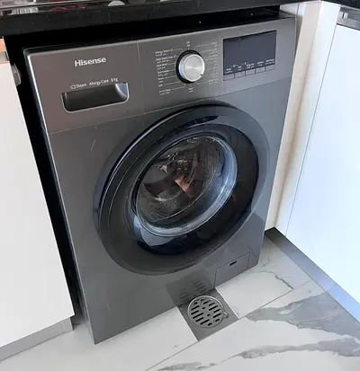 Hisense washing machine 8 kgs
