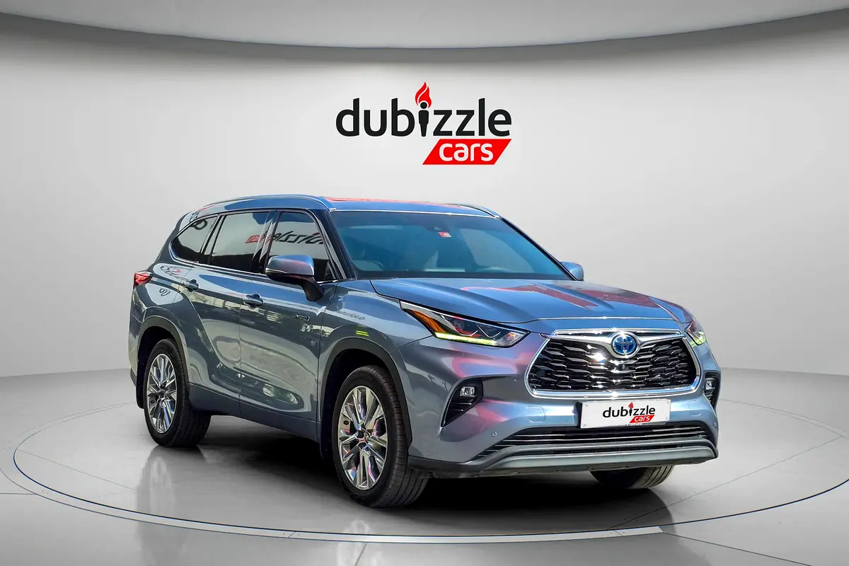 Toyota Highlander 2020 — photo 1 of 15