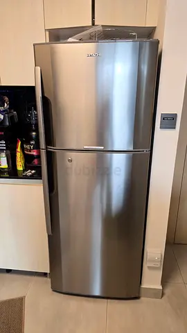 Stainless Steel Top-Freezer Refrigerator - Very Good Condition