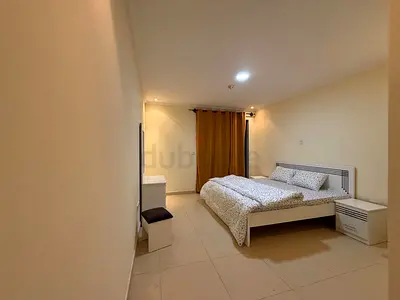 Master bedroom available for rent