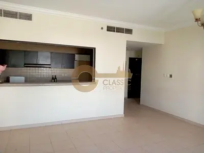 SPACIOUS LAYOUT | BALCONY | VACANT NOW