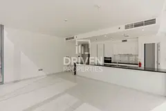 Ready to move in | Huge Layout | Prime Location