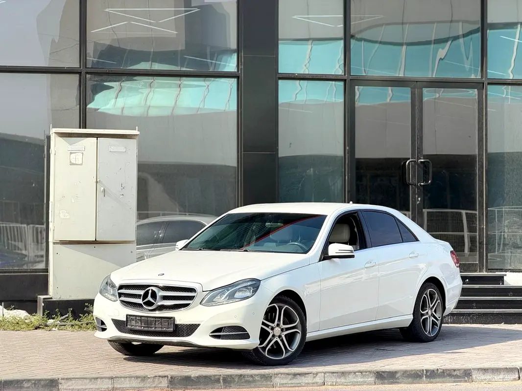 Mercedes-Benz E-Class 2014 — photo 1 of 8
