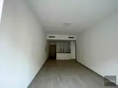 UNFURNISHED | LOW FLOOR | VACANT