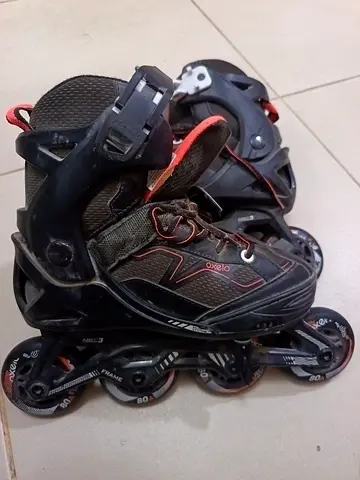 Original price 295 Used Oxelo Adjustable Inline Skates - Size Adjustable, Good Condition EU 32 to 35