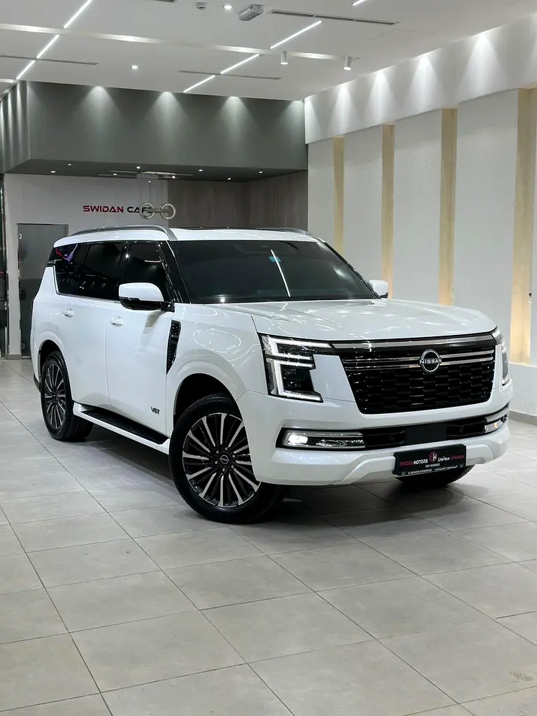 Nissan Patrol 2025 — photo 1 of 20