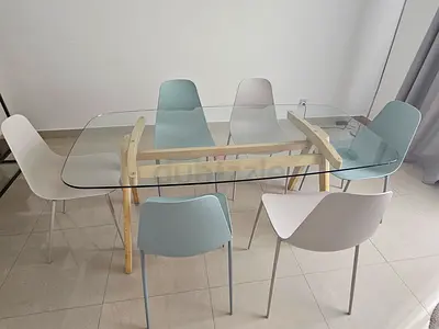 Dining table in glass + 6 chairs