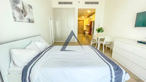 High Floor | Skyline Marina View | Ready to Move