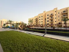 Exclusive I Pool View I Terrace I Vacant.