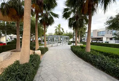 Beautiful Community| Single row| Gated