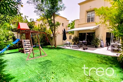 Vacant Soon / Fully Upgraded / Landscaped