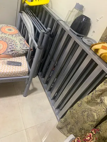Foldable Metal Single Bed Frame with Slats - Used