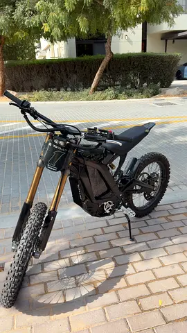 2025 Surron Light Bee X ( NEGOTIABLE )