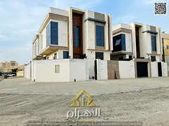 Two villas in a prime location with modern finishes; sewage fees paid.