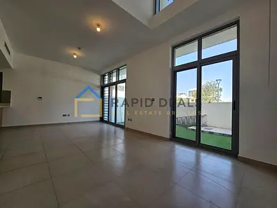 3BR+M Townhouse for Rent with Landscaped Garden