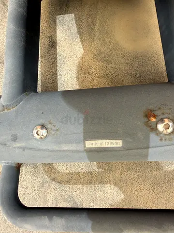Used treadmill handrail/frame - small rust spots, functional