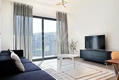 FULLY FURNISHED | PARK VIEW | VACANT AND READY