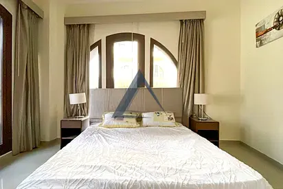 FULLY FURNISHED | SPACIOUS | MODERN