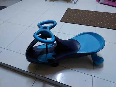 Blue Wiggle Car / Plasma Car - Good Condition