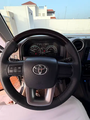 Toyota Land Cruiser LC 76 70th Anniversary, миниатюра 14