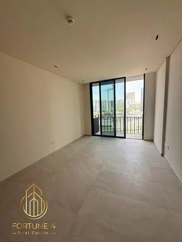 Unfurnished| Ready to Move In| Community View