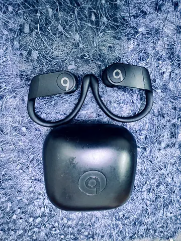 Powerbeats Pro – Grey | Sport True Wireless Earbuds | Excellent Condition