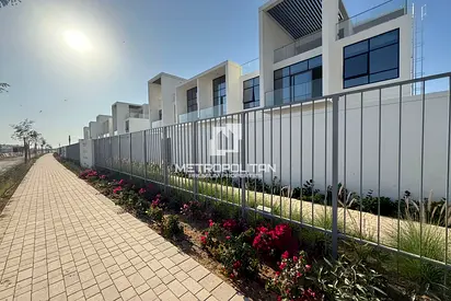 Single Row | Middle Unit | Vastu |Handover Q3 2026