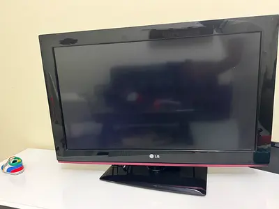 LG 32-inch LED TV - Good Working Condition