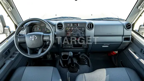 صورة 11 لـ 2026 Toyota LAND CRUISER 70 SERIES
