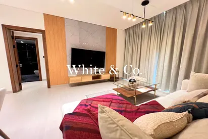 LUXURY| BIG LAYOUT|FULLY FURNISHED| VACANT