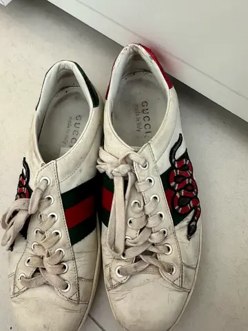 Pre-owned Gucci Ace white leather sneakers with embroidered snake, size 41