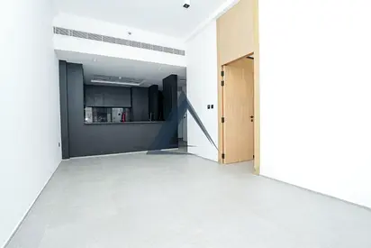1 BHK with Jacuzzi | Prime Location | Vacant