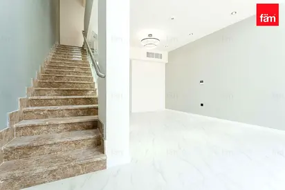 End Unit | Front Parking | Spacious | Garden