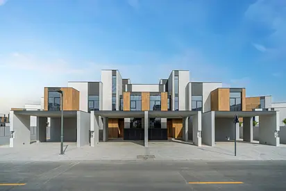 BEST DEAL 3BR | G+2 | ON THE PARK