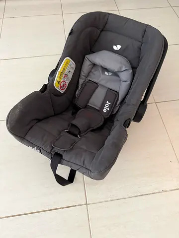 Joie infant car seat (rear-facing) - good used condition