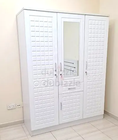Brand New White 3-Door Wardrobe with Mirror and Drawers - Good