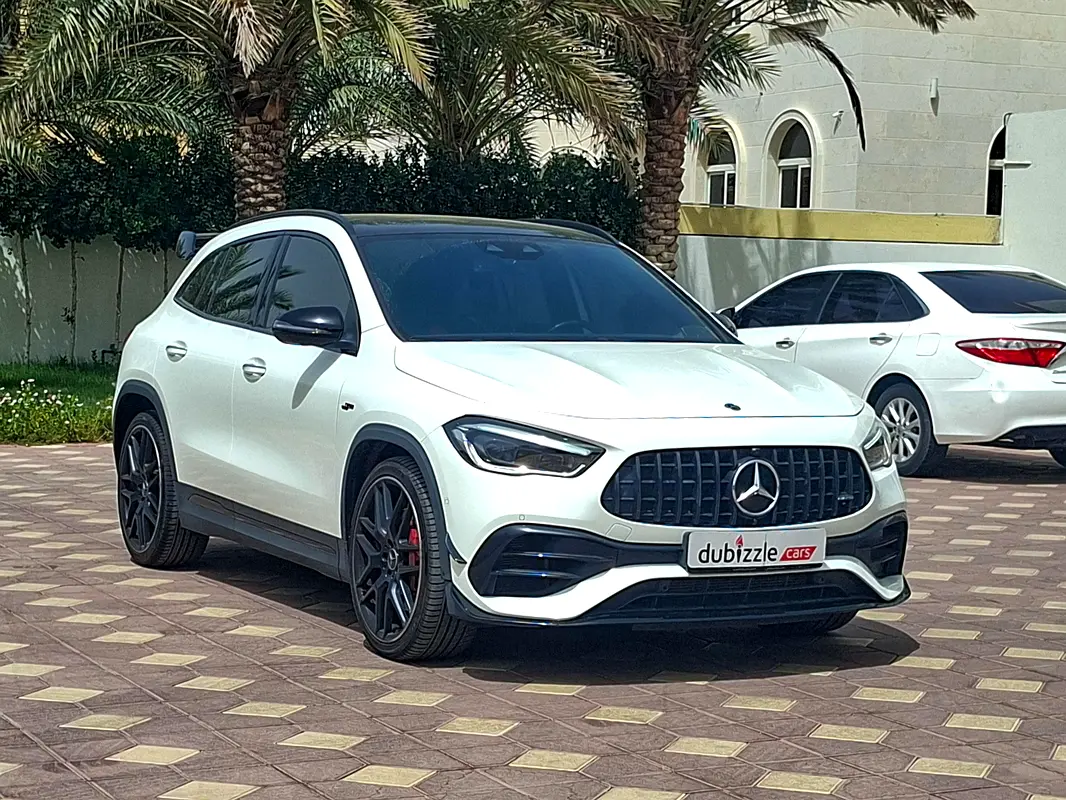 Mercedes-Benz GLA-Class 2022 — photo 1 of 15