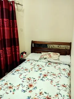 Partition with balcony near Baniyas Metro station